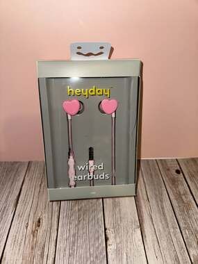 heyday Pink Heart-Shaped Wired Earbuds with Microphone
